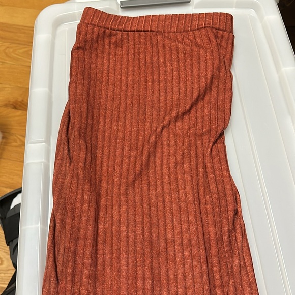 Lularoe Violet Midi Skirt ribbed rust color women's L NWT - Picture 1 of 5